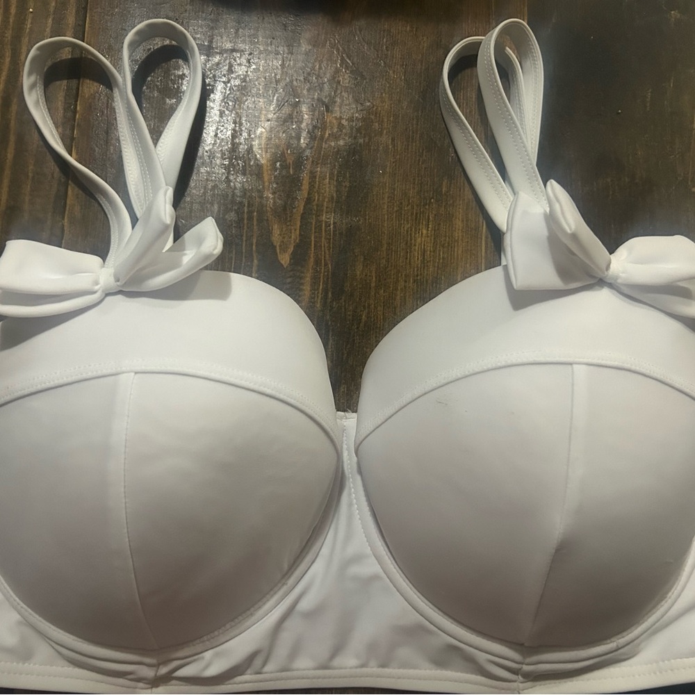 Unique Vintage White Push Up Bikini Top With Bows Size XL NWT